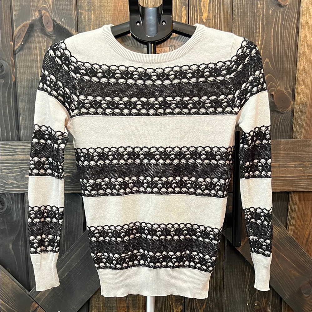Dolce Mela Lace Sweater M Black Grey Soft Neutral French Countryside Boho Luxe